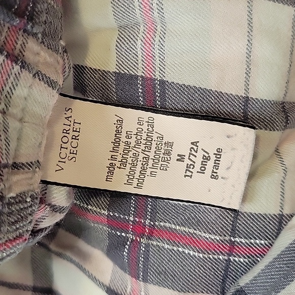 Victoria's Secret Plaid Pajama Pants - Picture 3 of 4